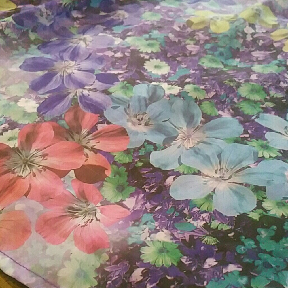 Vibrant Floral Mini Dress Size Large